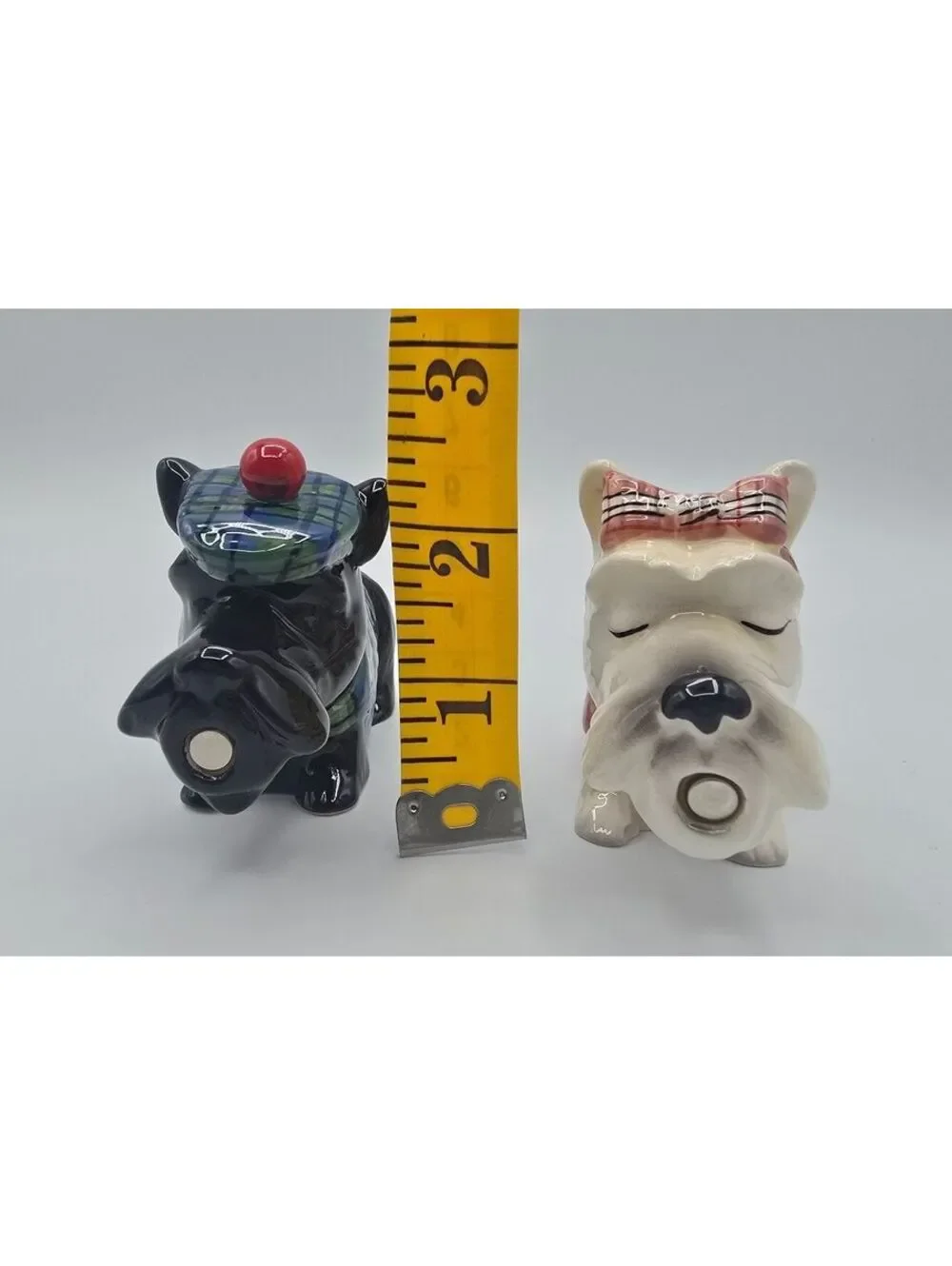 Westland Scottie Dog Magnetic Kissing Salt Pepper Shakers Tartan Plaid